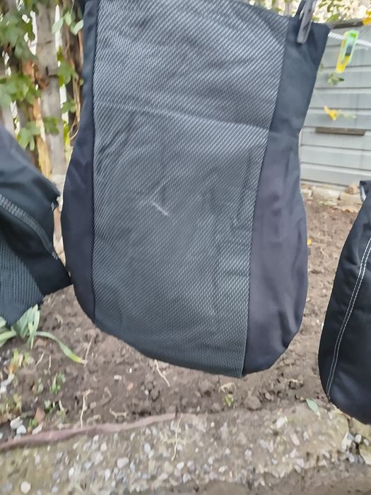 Продам чехлы хюндай акцент