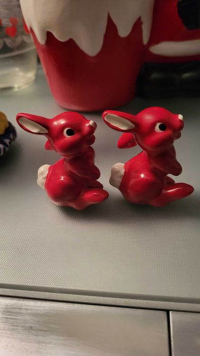 Figurka Goebel Easter Bunny.