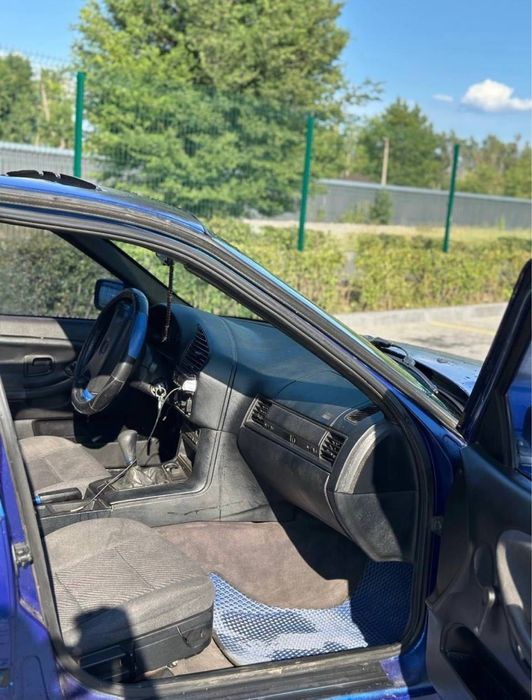 Продам БМВ е36 газ