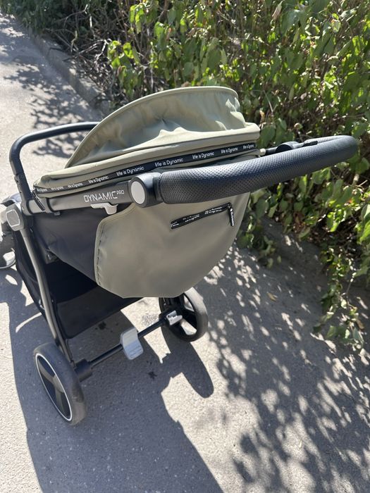 Коляска Dynamic pro