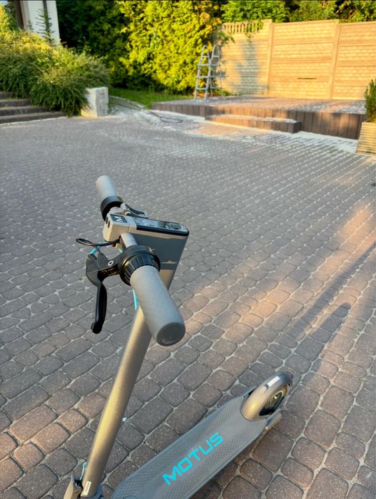 Hulajnoga elektryczna Motus scooty 10 350 W