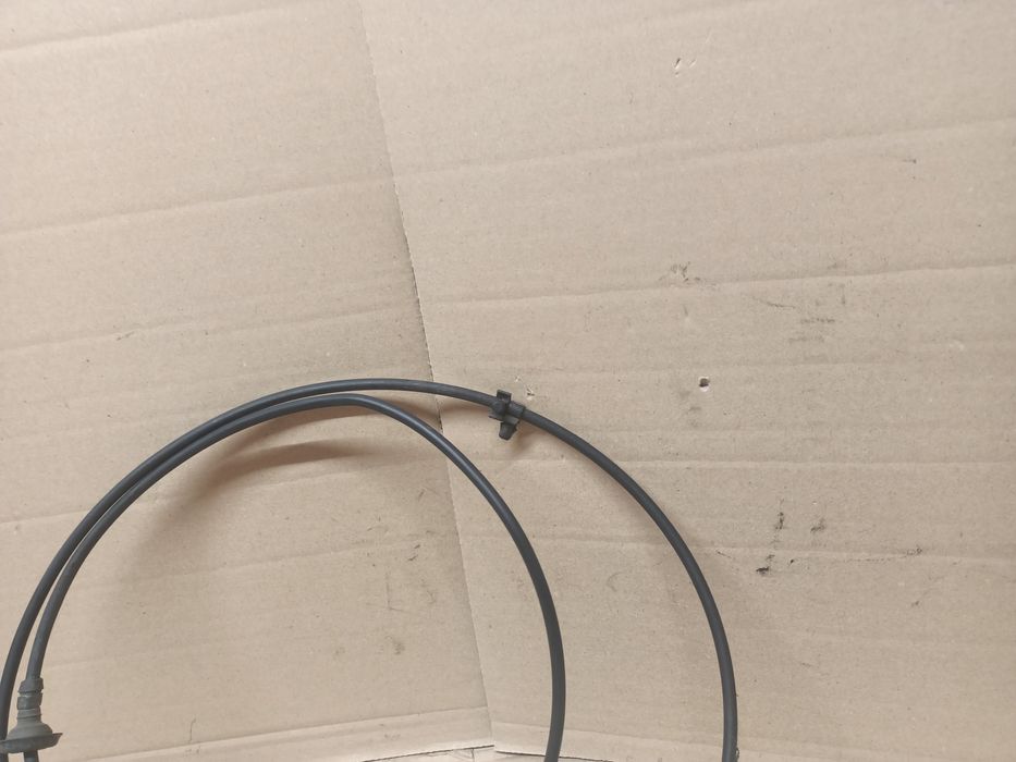 Rączka dźwignia linka otwierania maski KIA Sorento I 02-06r Europa