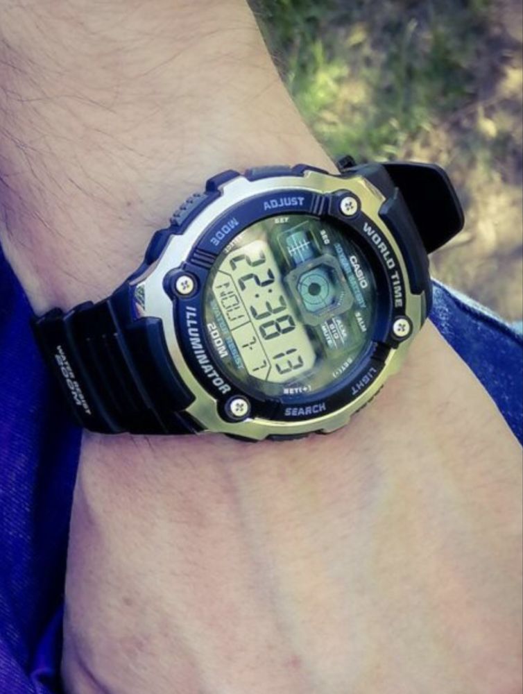 Годинник Casio Standard Digital AE-2000W-1AVEF