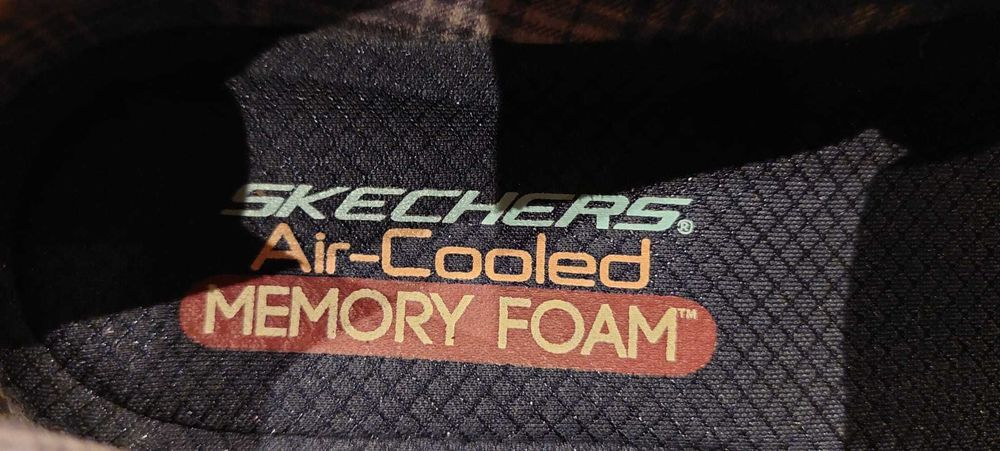 Sapatos tipo vela com pormenores de corda muito confortáveis