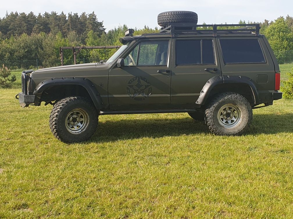 Jeep Xj  2,5 4×4 benzyna + gaz