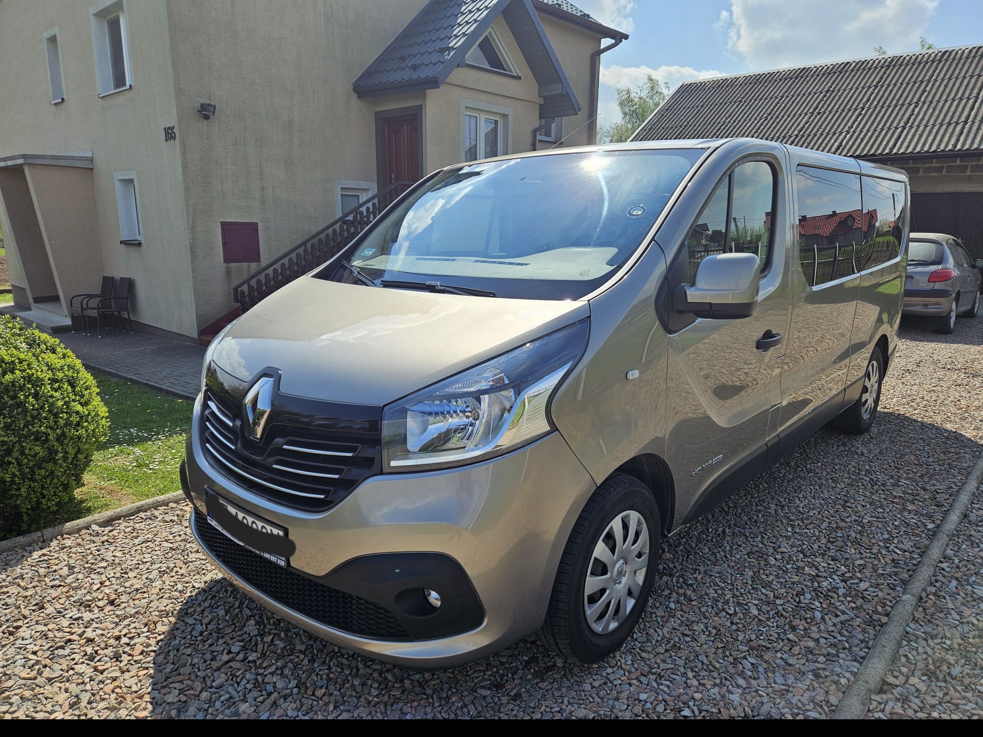 Renault Trafic Long 145 DCI