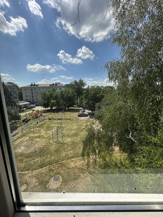 Квартира 1-кімнатна з меблями