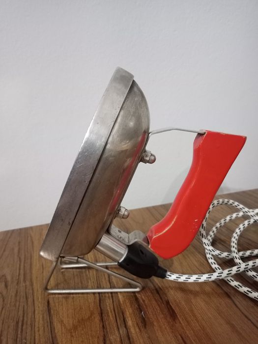 Żelazk retro PRL do prasowania na sucho