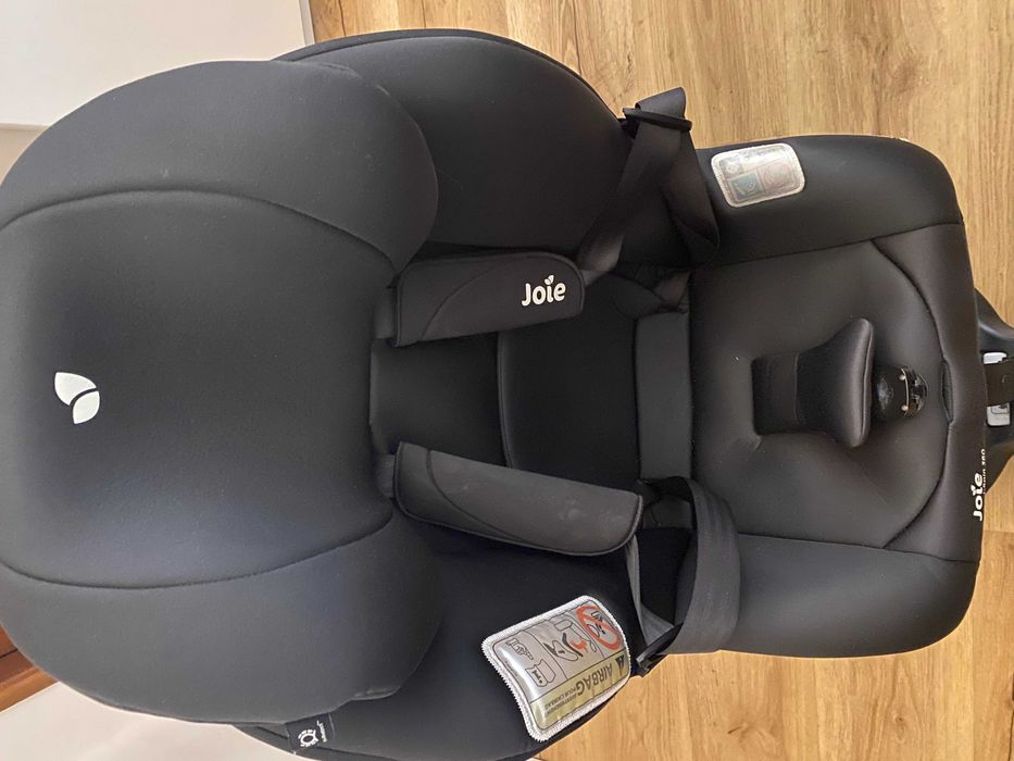 Cadeira Auto Joie i-Spin 360 — Inclui redutor de bebé