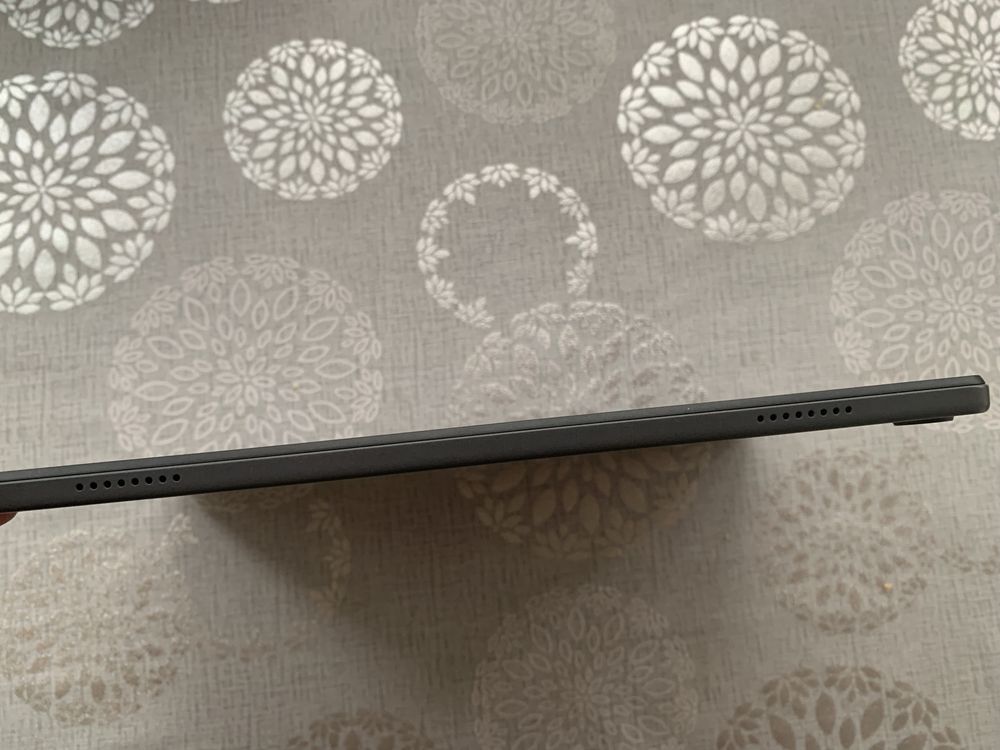 Продам планшет Lenovo Tab