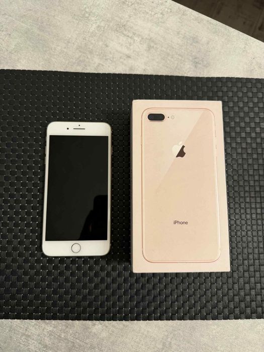 Iphone 8 plus 64 GB 69 % Baterii