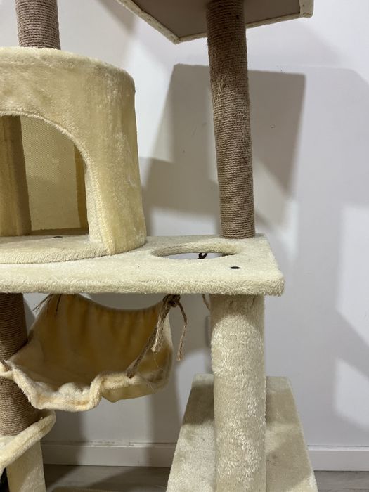 Brinquedo para gatos em ótimo estado!