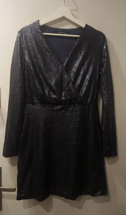 Sukienka Reserved rozm. 38, cekiny  ,granatowa