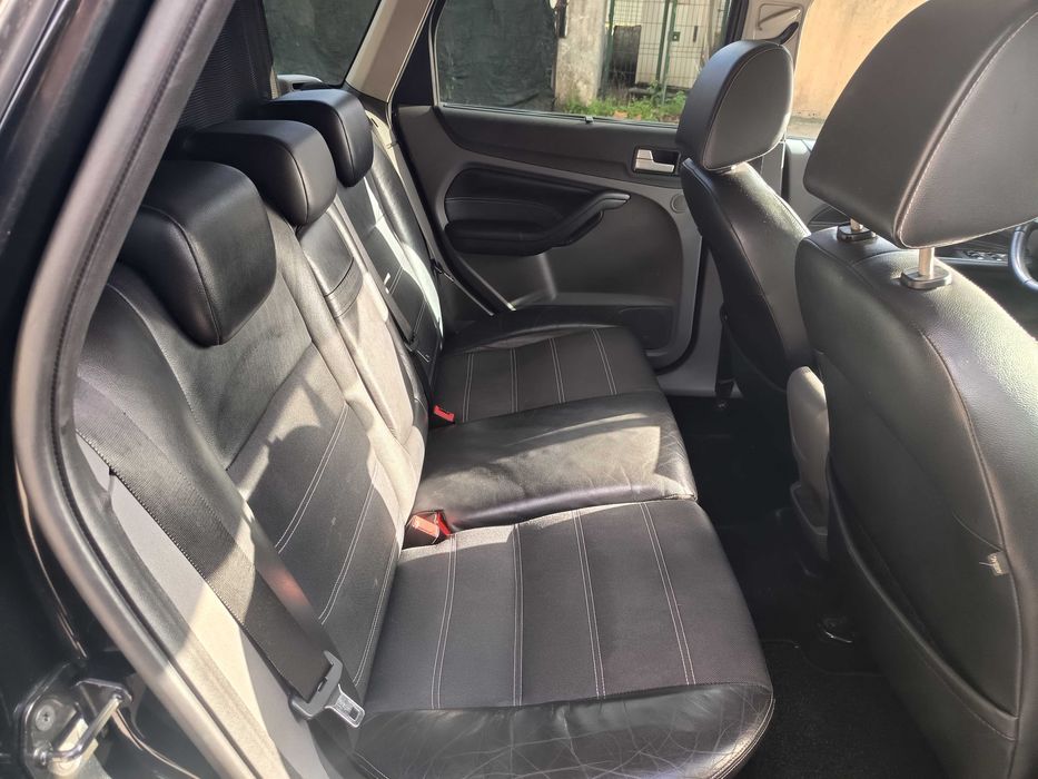 Ford Focus Titanium SW 1.6 TDCi