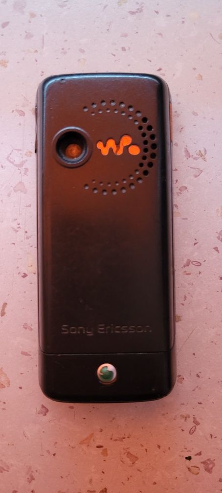 Sony ericsson w200i wolkman