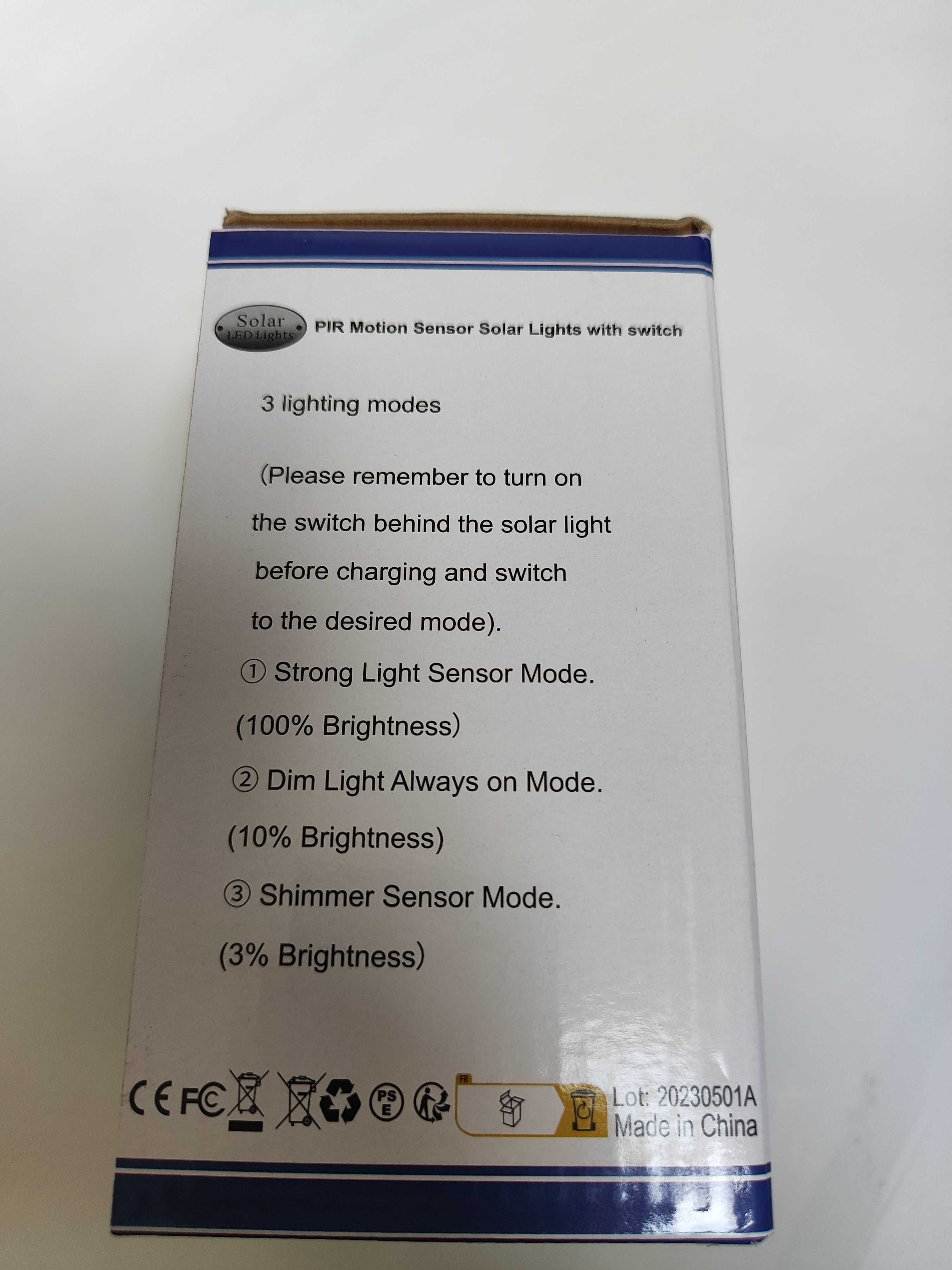 Lampka Solarna z Czujnikiem Ruchu Do Ogrodu Kabel 5m