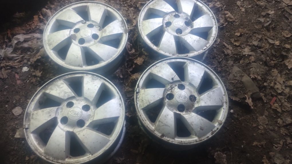4x100 15 kia Picanto felgi