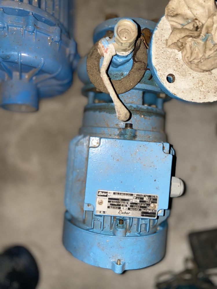 2 Motores bomba 15kw monofasico