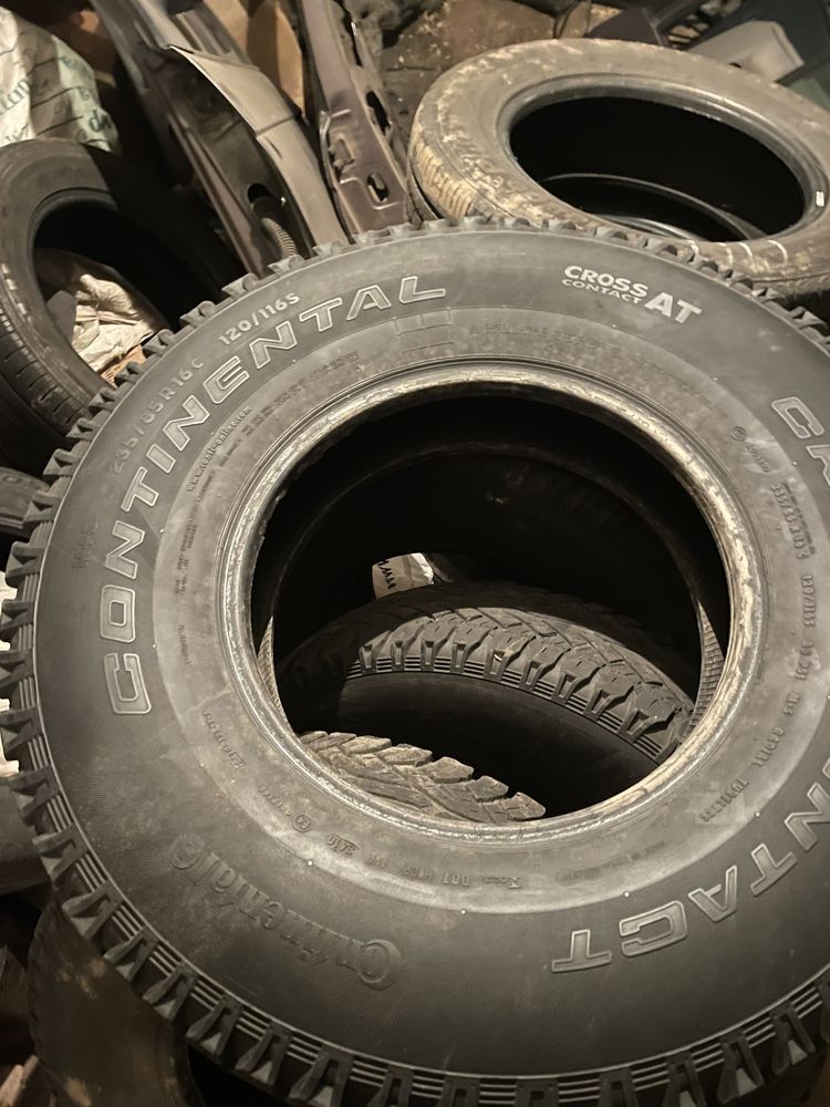 Резина 4*4 Шини CONTINENTAL 235/85 R16с