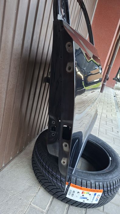 Hyundai ix35 lift czarna maska drzwi kierowcy.