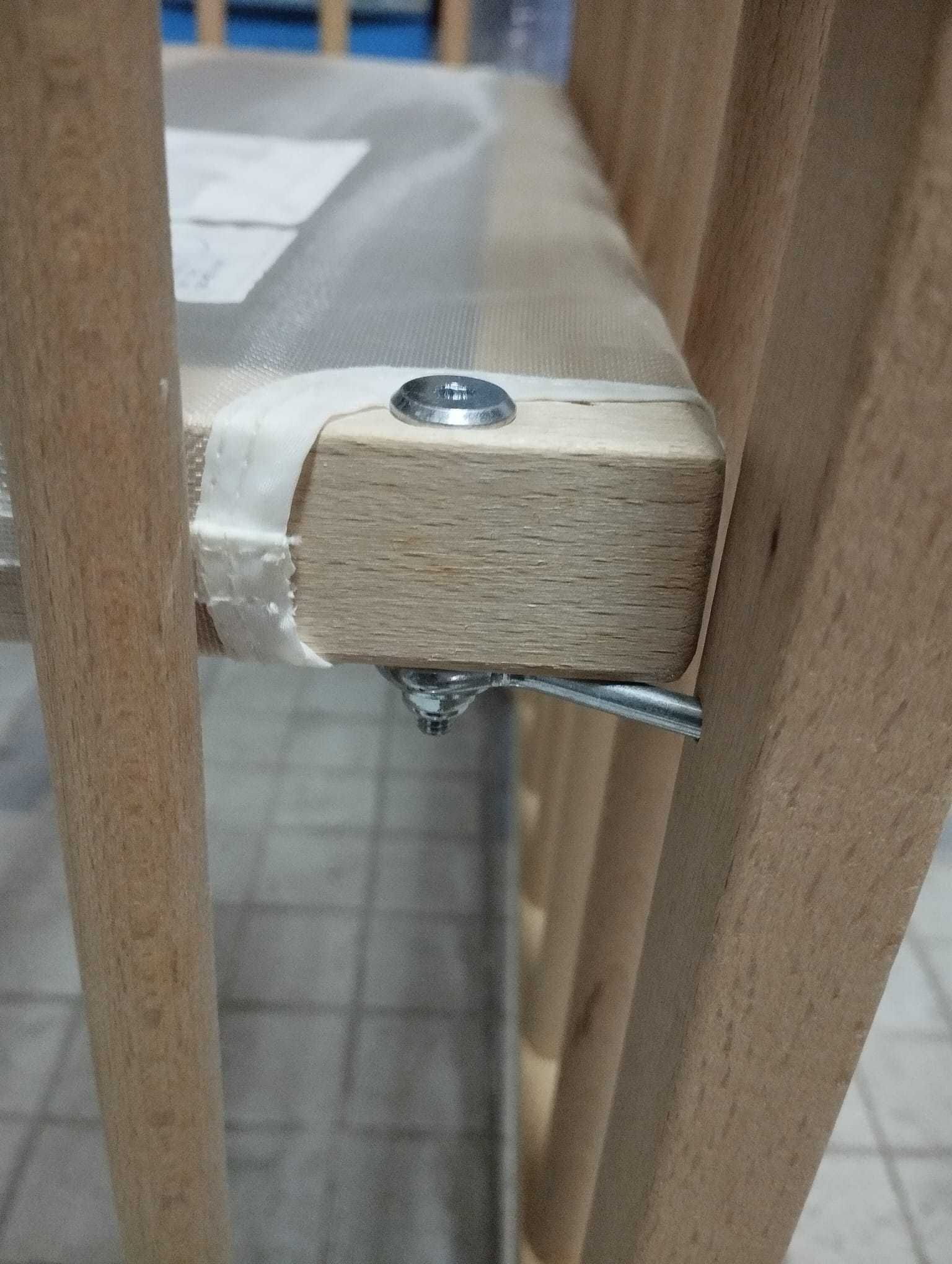 Cama de Bebé, Colchão e Capa de Colchão