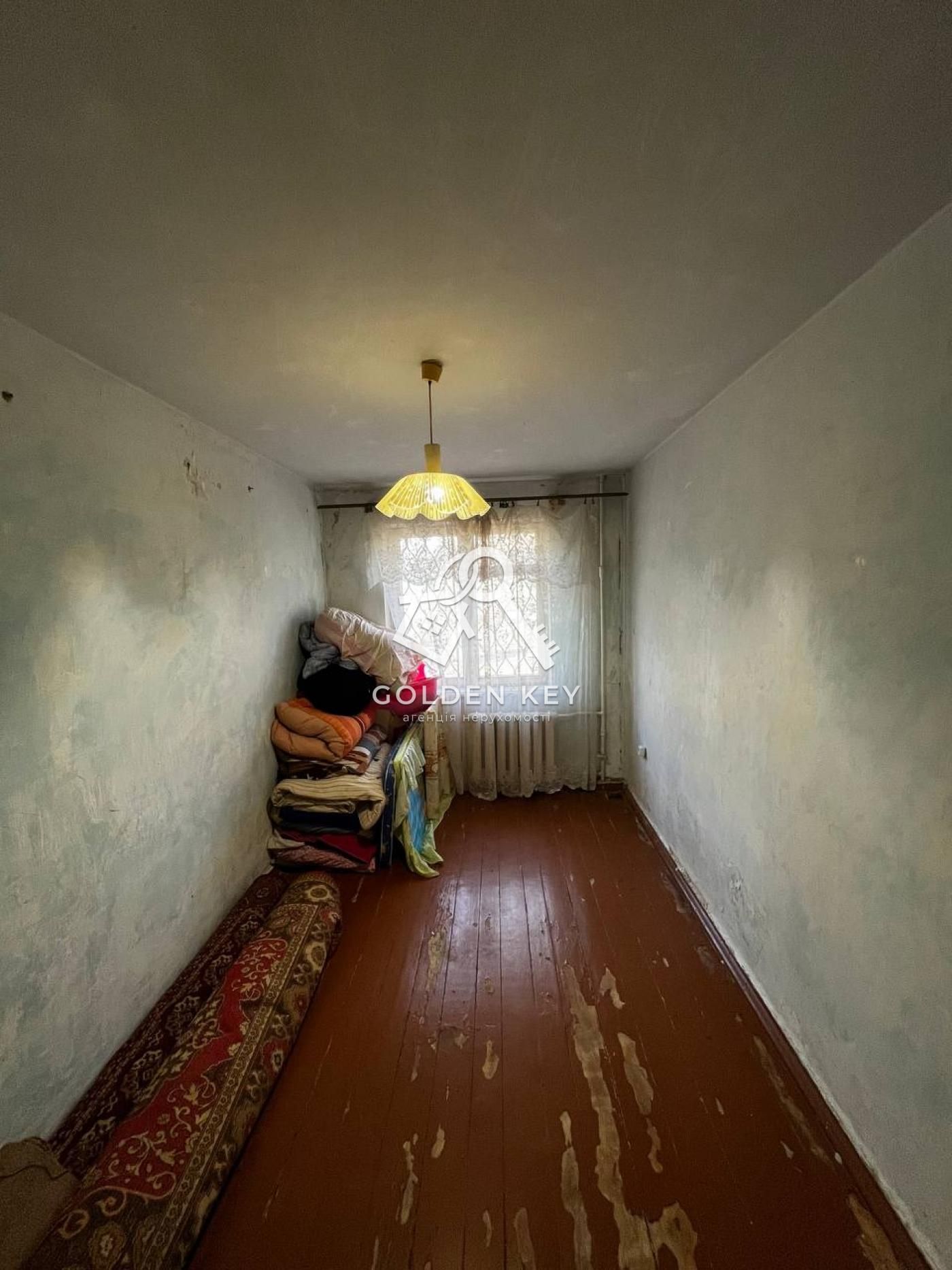 Продаж трикімнатної квартири на 44кв