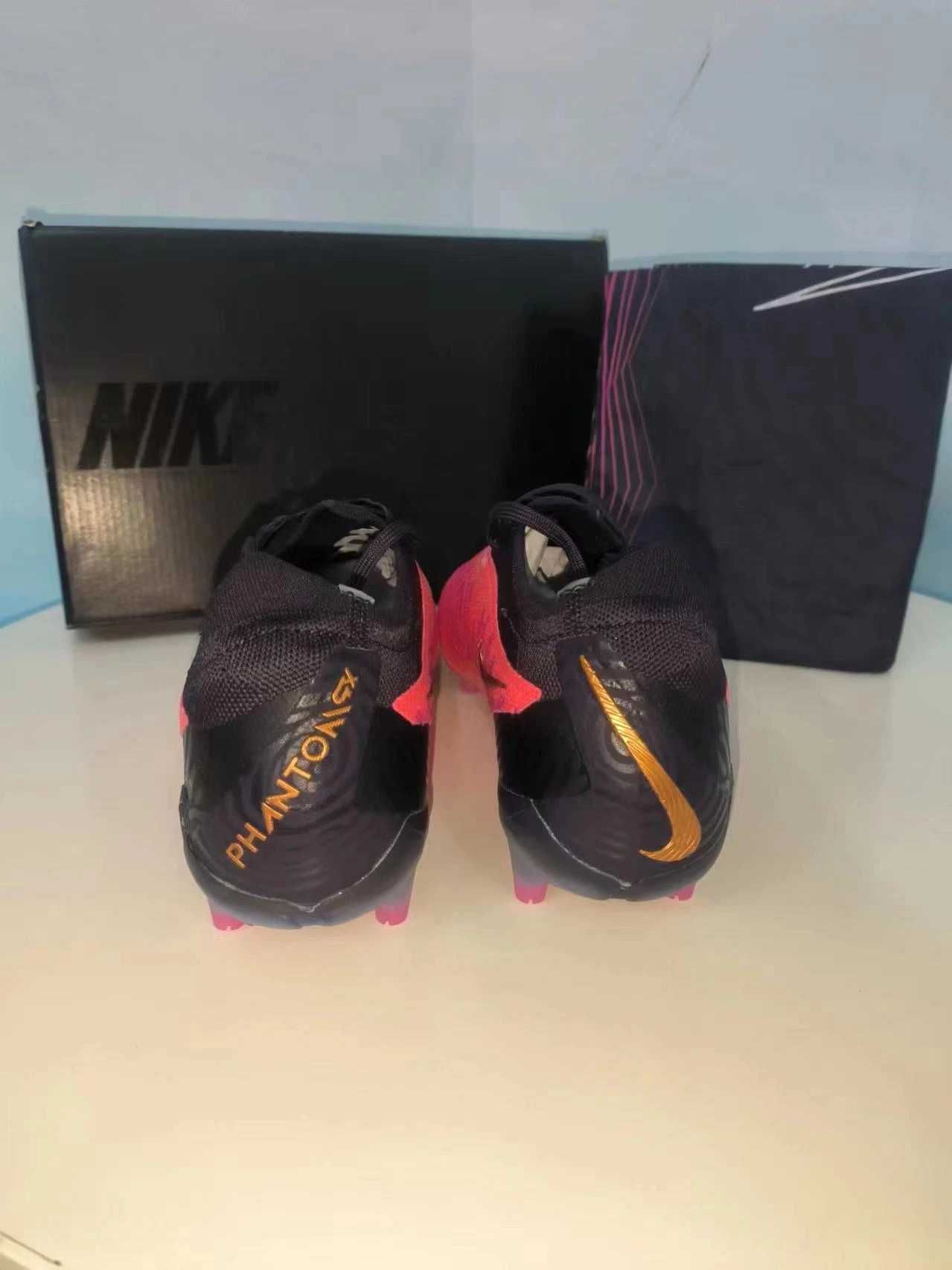 Nike Gripknit Phantom GX Elite FG Hyper Pink 43