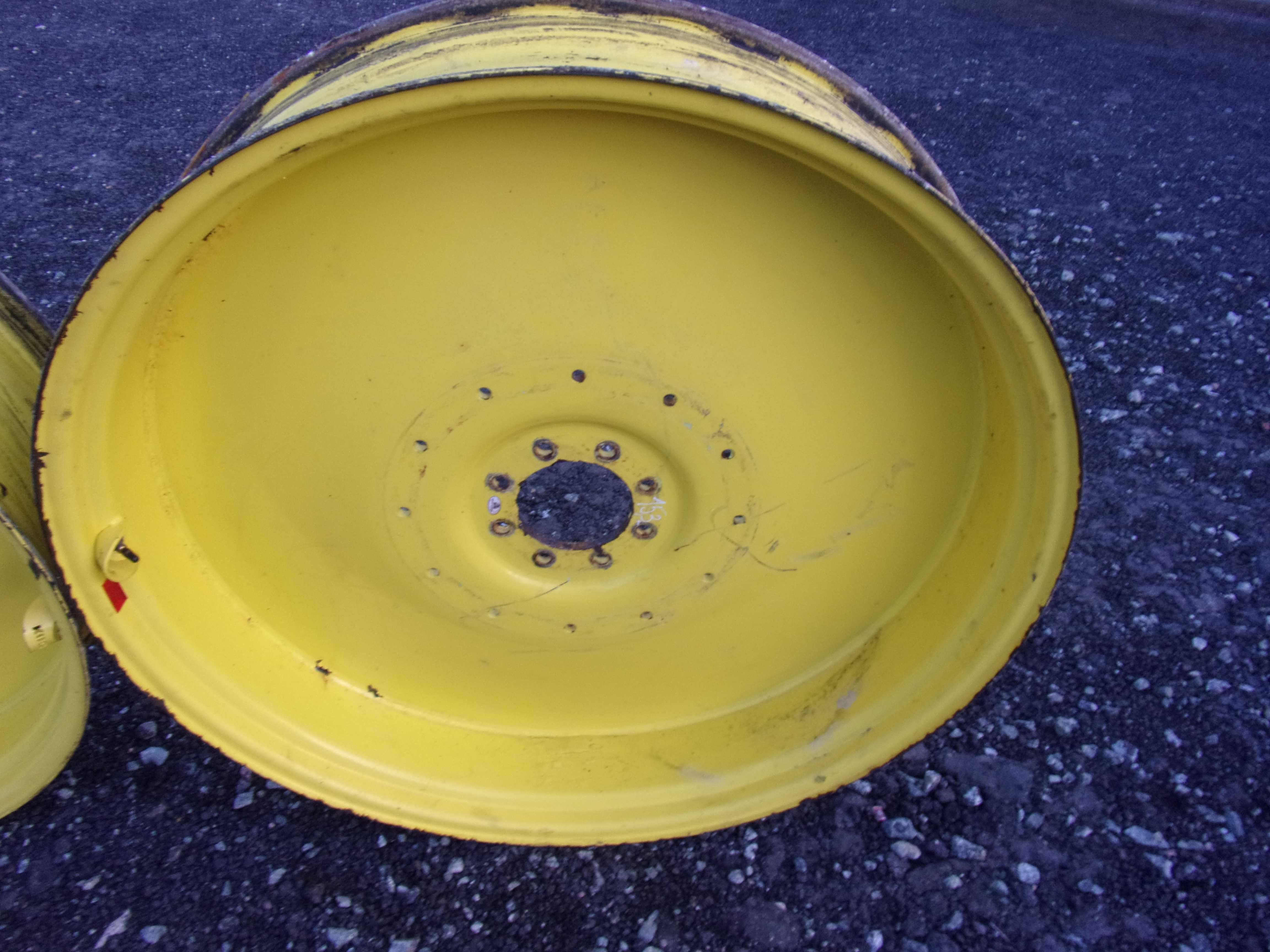 koła felgi wąskie międzyrzędowe W11 x 28 W10 x 44 john deere 1,5 m