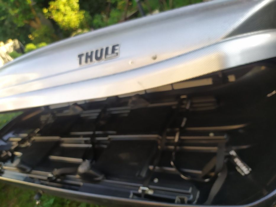 Багажник  Thule з релінгами