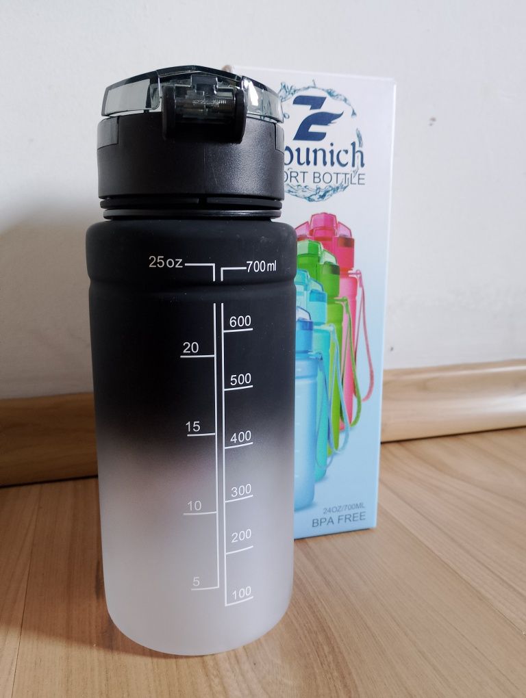 Bidon 700ml czarno-biały