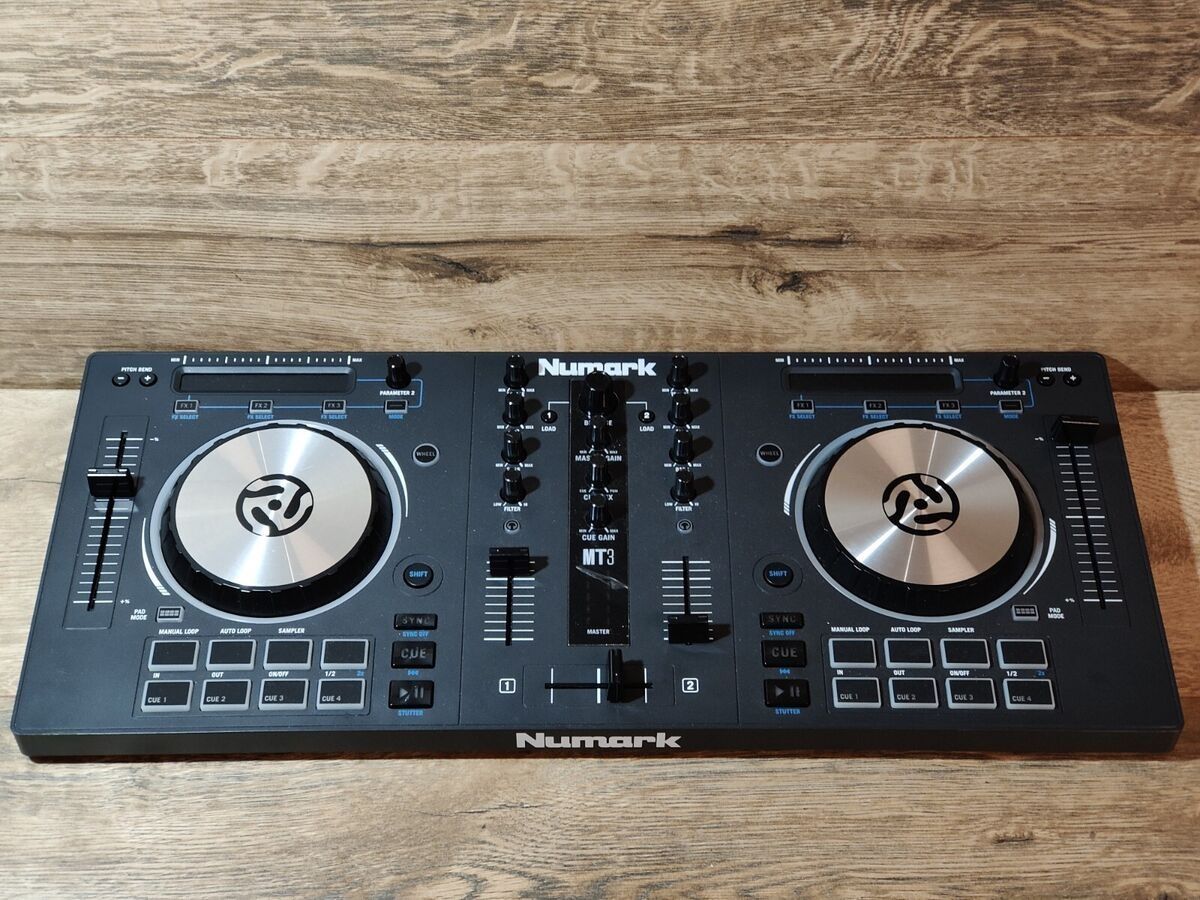 Numark mixtrack 3