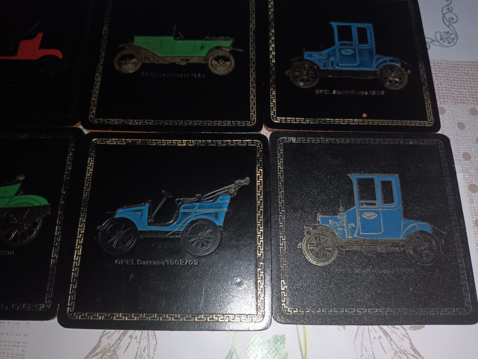 Podstawki pod kufel piwo zestaw 8 sztuk  z motywem starych samochodów