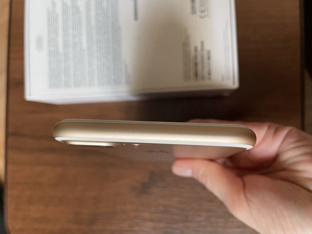 iPhone 7 Plus 32Gb . Б