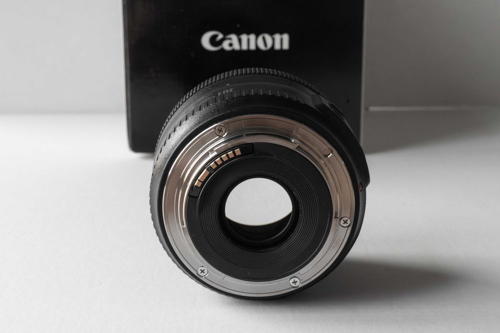 Obiektyw Canon EF 35 mm f/2 IS USM