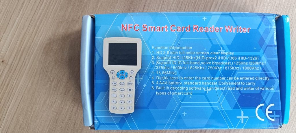 CZYTNIK programator duplikatów RFID