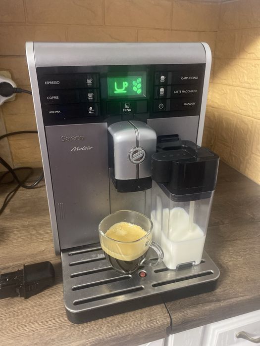 Кофеварка Saeco Moltio