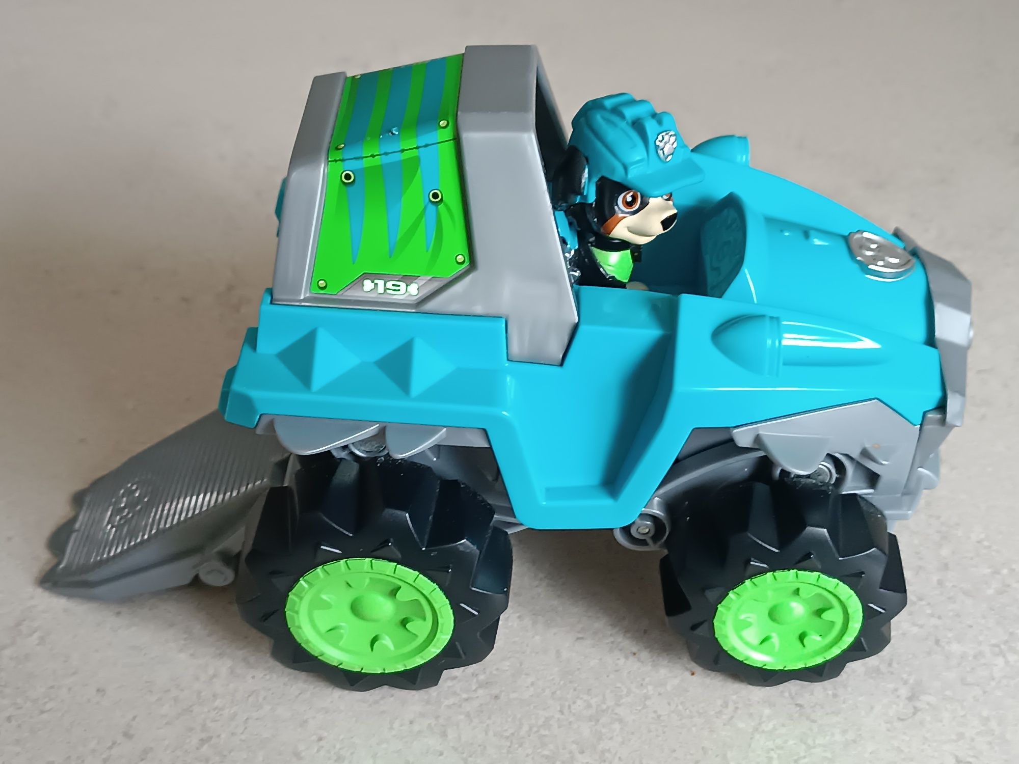 Psi Patrol Rex z pojazdem Dino Rescue + 12 małych