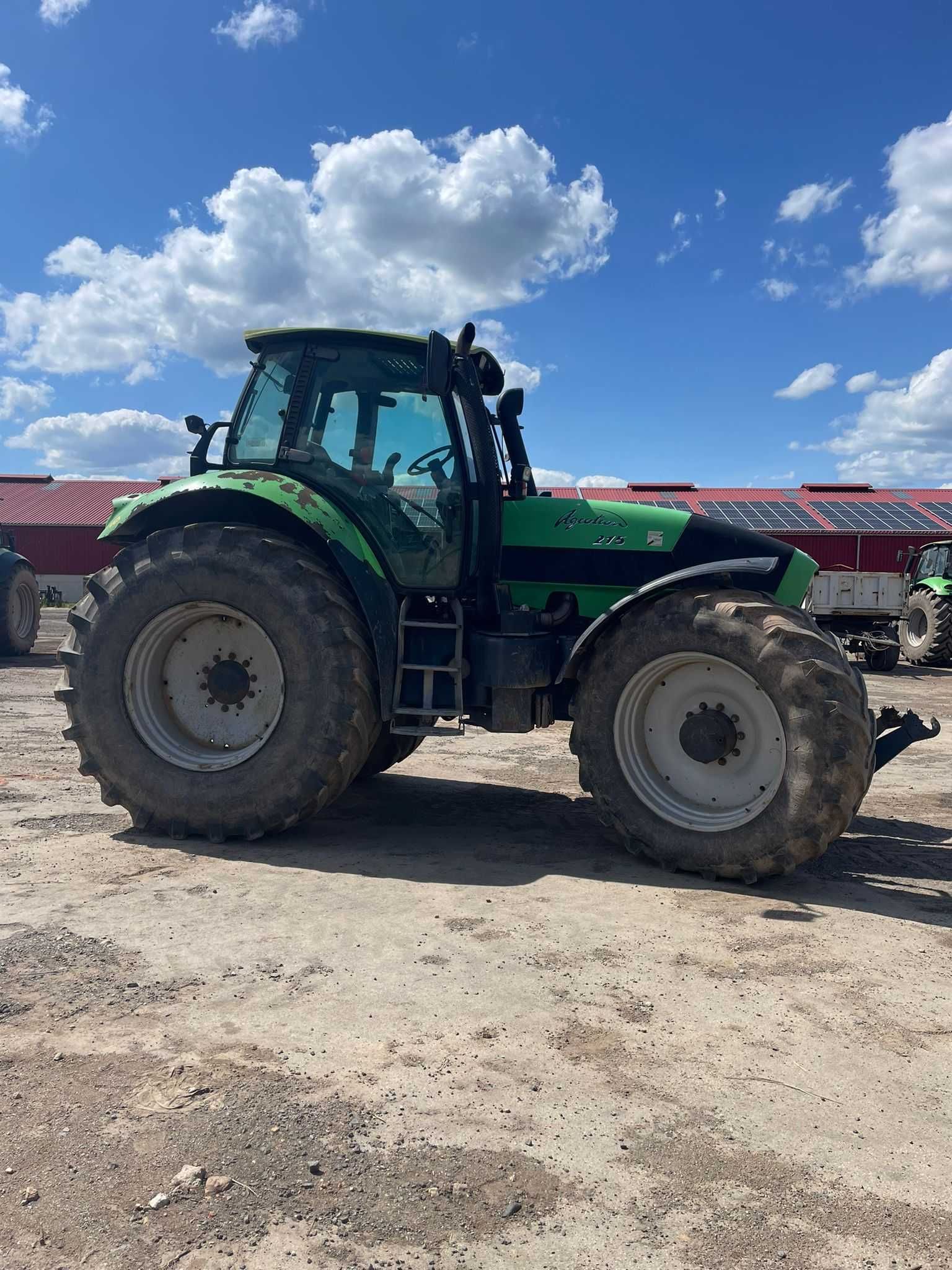 Deutz Fahr Agrotron 215