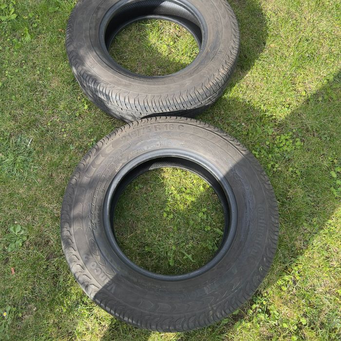 Continental do busa 215/75/16c