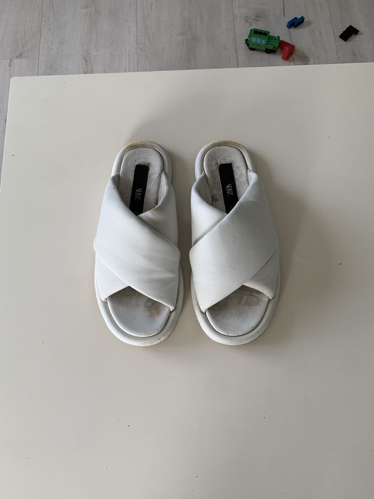 Skórzane białe klapki Zara skóra naturalna r. 37