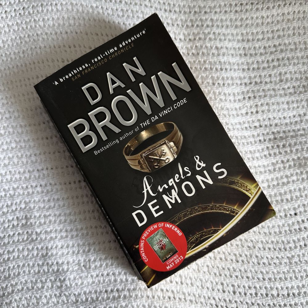 Dan Brown "Angels and Demons"/ "Ангели і Демони" Ден Браун