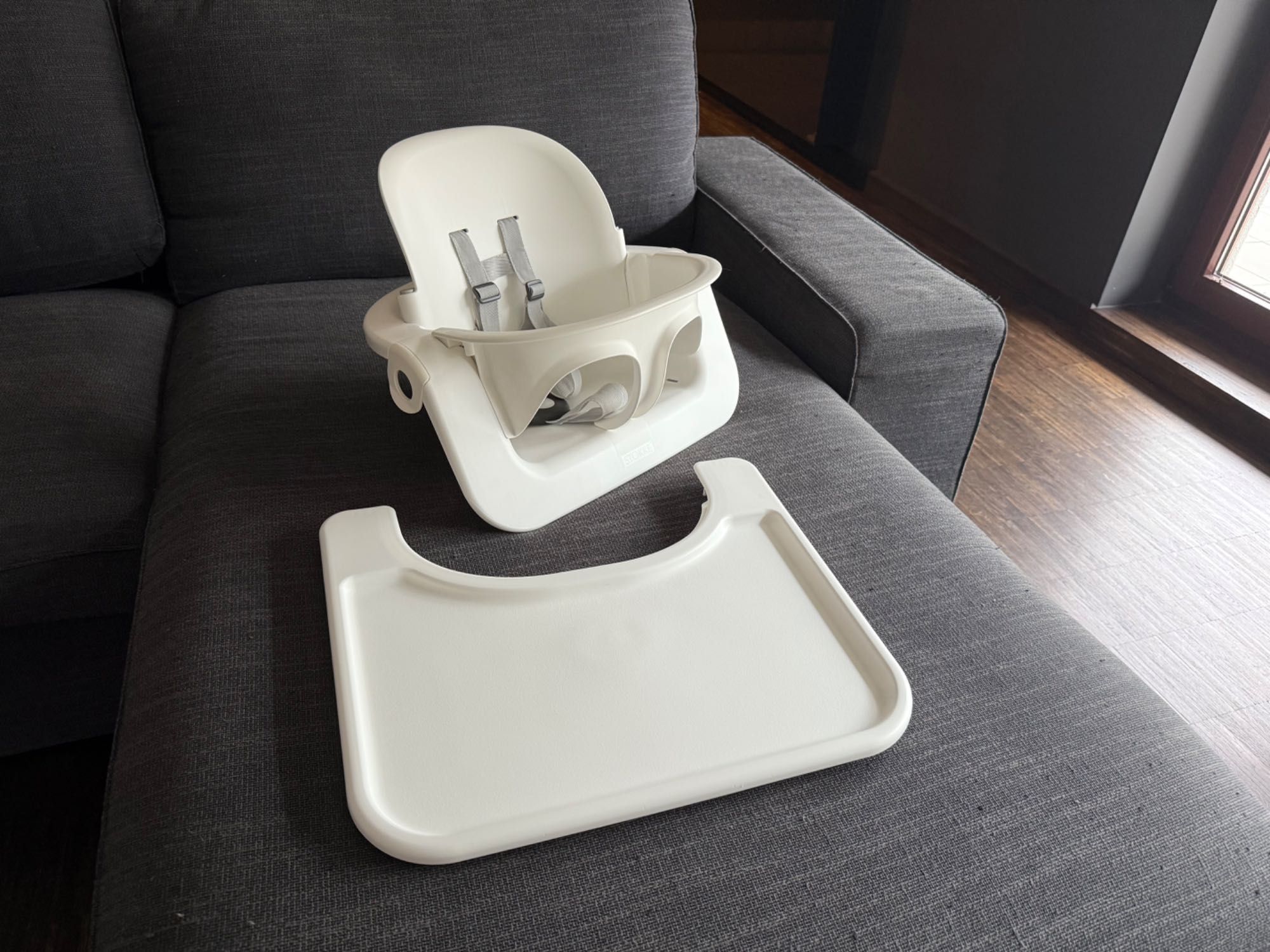 Stokke Steps siedzisko z tacką (Krzesełko do karmienia)
