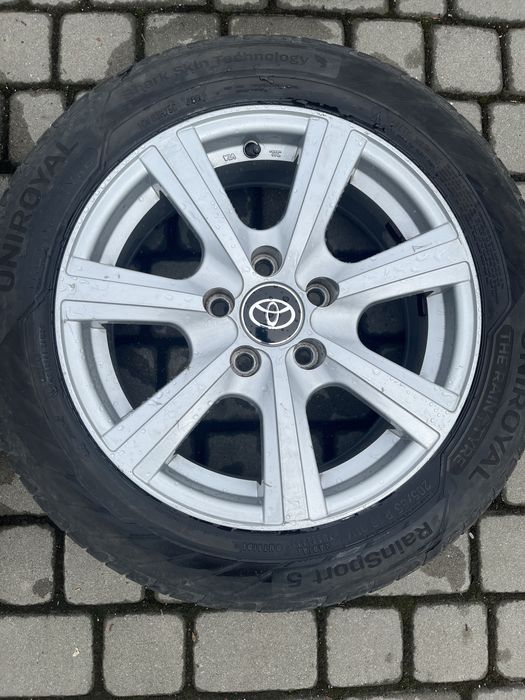 Alufelgi 5x114,3 16 cali Toyota Auris Avensis Corolla opony 205/55/16