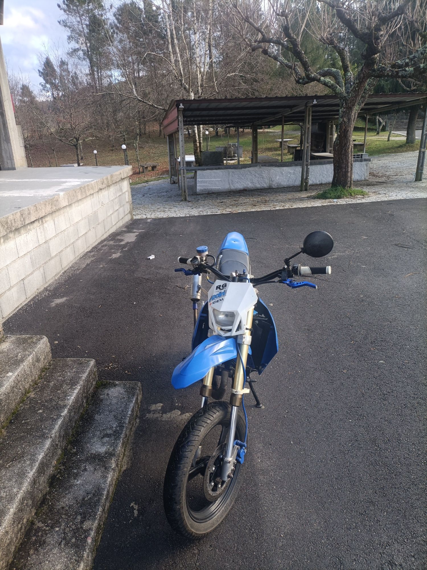 Suzuki RMX50  brava