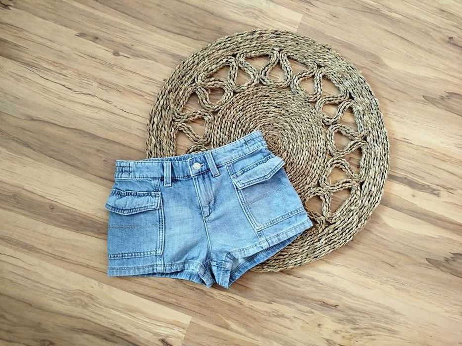 H&M jeansowe spodenki z kieszeniami
