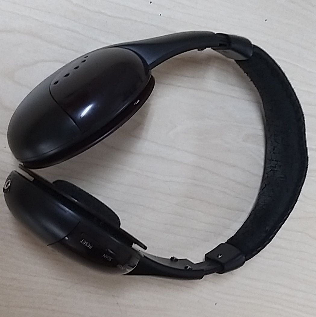 Rádio auscultadores sem fio.