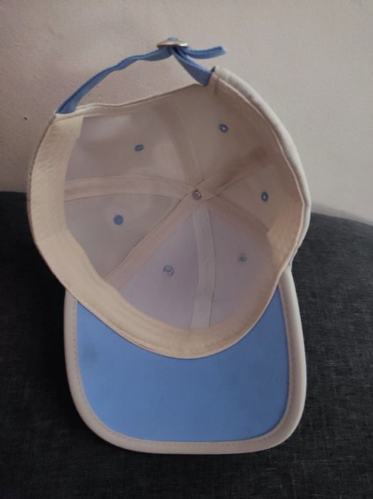 Czapka z daszkiem labubu