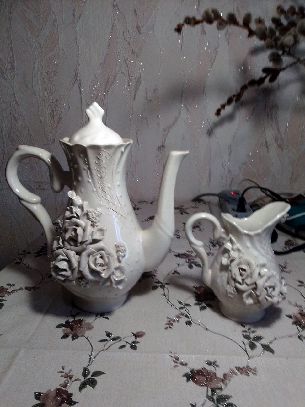 Кофейник и молочник. Лепка, ручная работа.