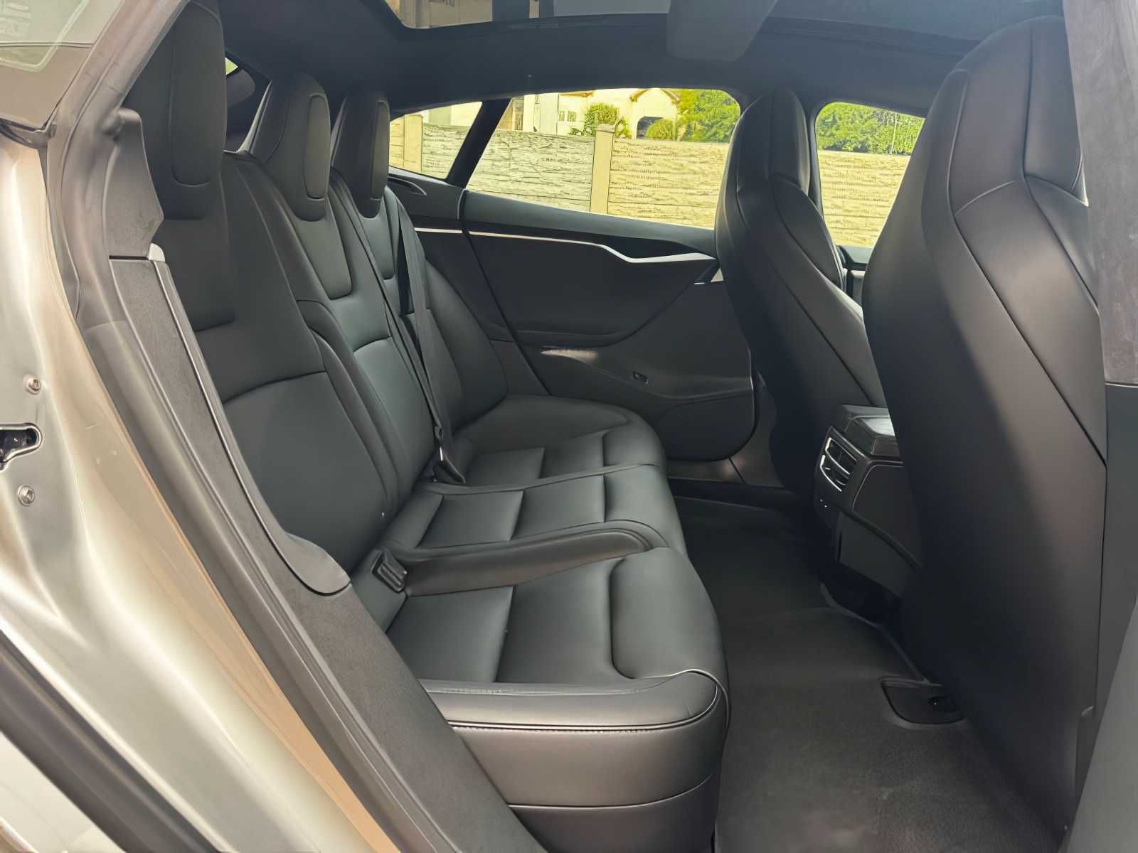2018 Tesla Model S 75D