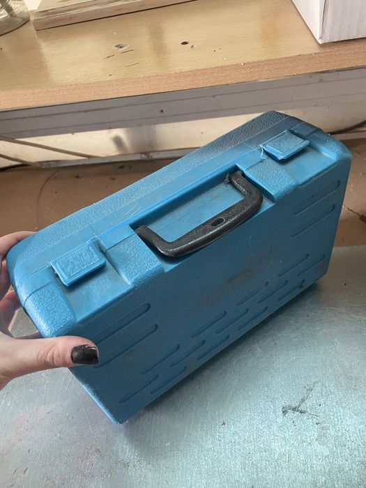 Caixa media de ferramenta